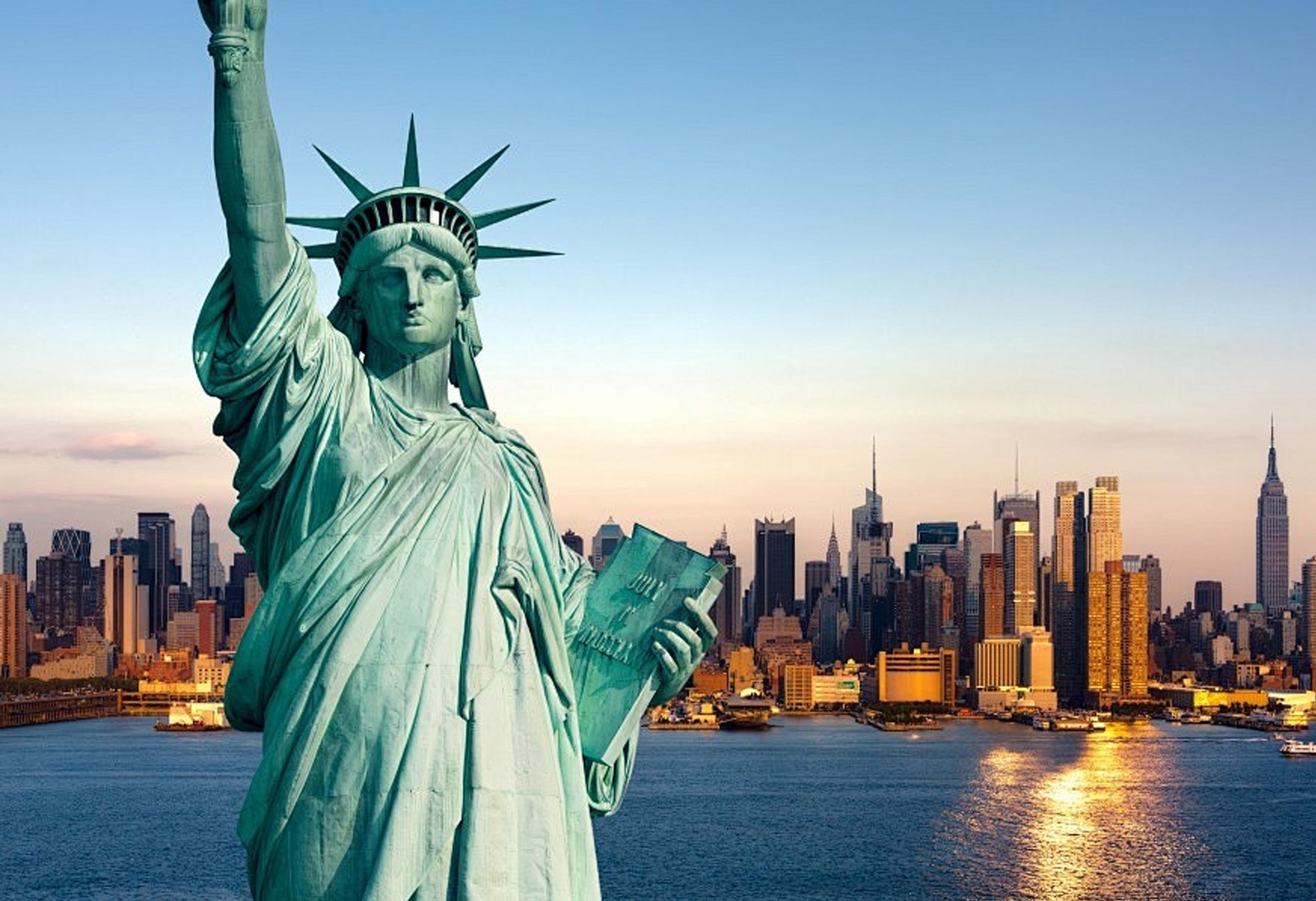 Why Neoprene Bags Are Dominating the U.S. Market — Material Science Breakdown